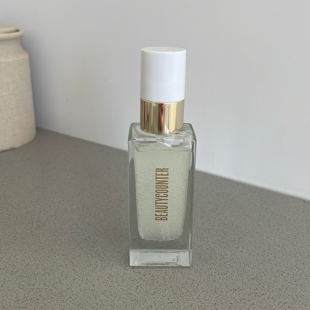 Beauty counter glow first primer